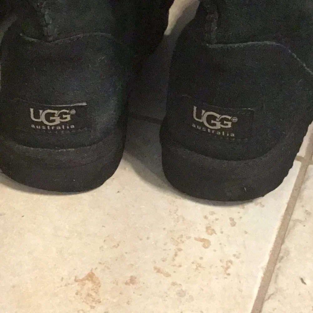 UGG fleece lined